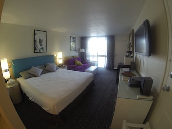Deluxe Business Room, 1 King bed