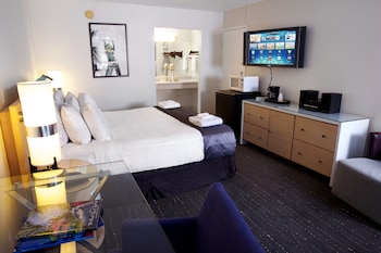 Deluxe Room, 1 King Bed