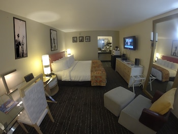 Deluxe Room, 1 King Bed