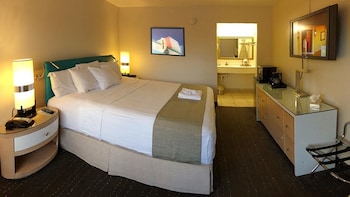 Superior Room, 1 King Bed