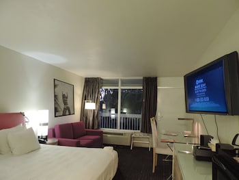 Deluxe Business Room, 1 King bed
