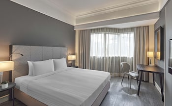 Premier Single Room