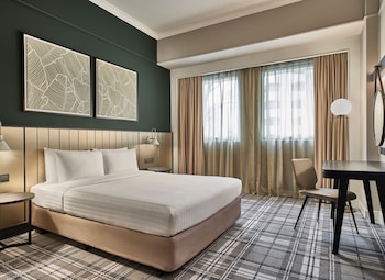 Connecting Room