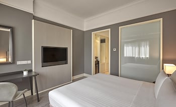 Premier Single Room
