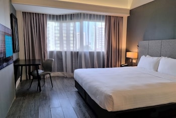 Premier Single Room