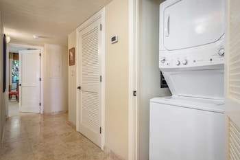 Suite, 1 Bedroom, 2 Bathrooms, Oceanfront