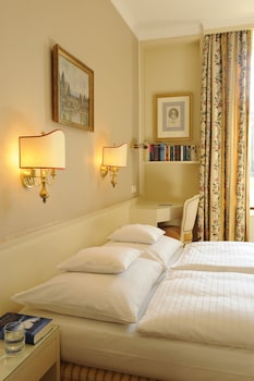 Standard Room, Garden View