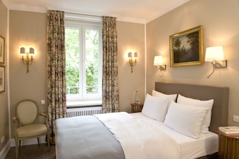 Standard Room, Garden View