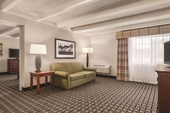 King, Suite, 1 Bedroom, Non Smoking