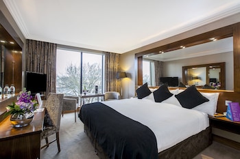 Superior Room, 1 King Bed