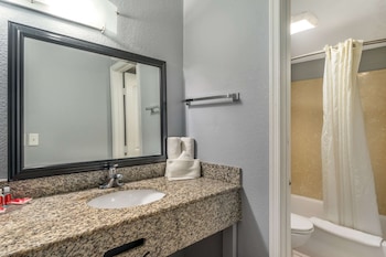 Suite, 1 King Bed, Non Smoking, Hot Tub