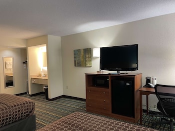 Standard Room, 2 Double Beds, Non Smoking, Refrigerator & Microwave