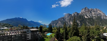Deluxe Suite, Lake View, SPA access included