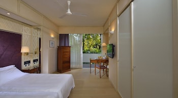 Standard Double or Twin Room, Park View, SPA access included