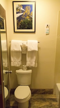 Standard Room, 2 Queen Beds, Non Smoking