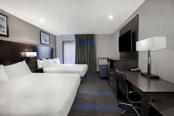 Room, 2 Queen Beds, Non Smoking