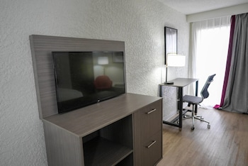 Room, 2 Queen Beds, Non Smoking
