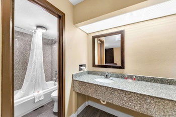 Room, 2 Queen Beds, Non Smoking