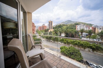 Classic Room, 1 Queen Bed, Balcony