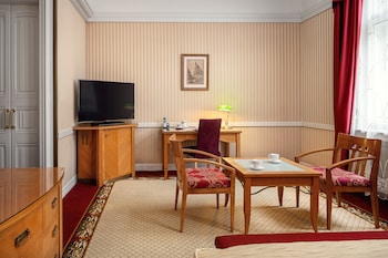 Junior Suite, 1 King Bed