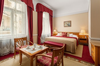 Junior Suite, 1 King Bed