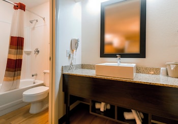 Standard Room, 2 Double Beds (Smoke Free)