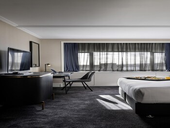 Superior Room, 1 King Bed (Executive)