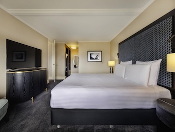 Superior Room, 1 King Bed (Executive)