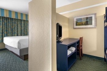 Suite, Multiple Beds