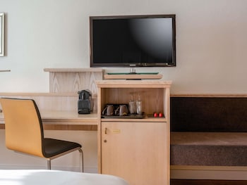 Superior Room, 1 King Bed (Room renovation in 2020)