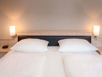 Superior Room, 1 King Bed (Room renovation in 2020)