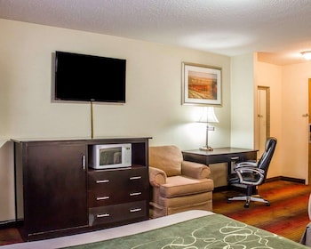Standard Room, 2 Double Beds, Non Smoking