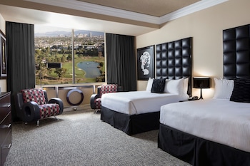 Signature Room, 2 Double Beds