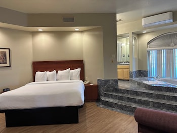 Jacuzzi Suite
