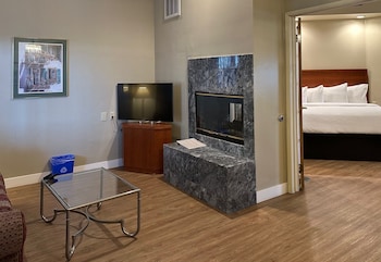 Jacuzzi Suite
