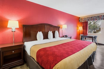 Standard Room, 1 King Bed, Non Smoking