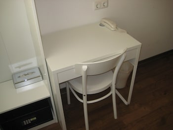 Small Economy Room, 1 Single Bed