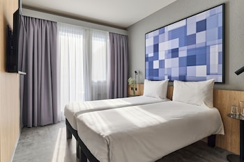 Standard Room, 2 Twin Beds, Balcony
