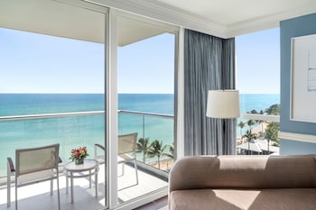 Room, 2 Queen Beds, Non Smoking, Ocean View