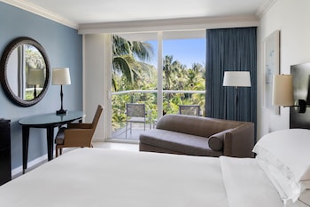 Room, 1 King Bed, Resort View