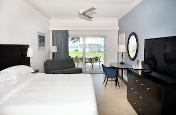 Room, 1 King Bed (Ocean Front  Walk out)