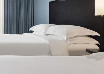 Room, 2 Queen Beds, Non Smoking, Oceanfront (Ocean Front  Walk out)