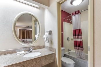 Deluxe Room, 2 Double Beds, Accessible, Non Smoking (Roll-In Shower)