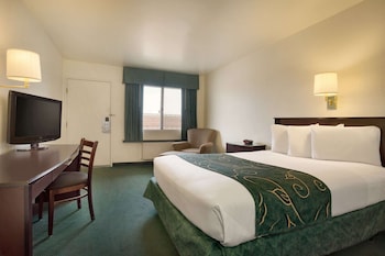 Room, 1 Queen Bed, Non Smoking (Second Floor)