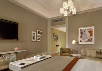 Room (Palais)
