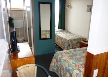 Economy Room (Twin)