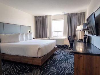 Standard Room, 1 King Bed (Breakfast for up to 2 adults)