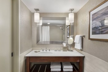 Traditional Room, 1 King Bed