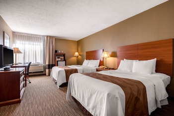 Standard Room, 2 Queen Beds, Non Smoking