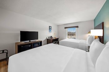 Standard Room, 2 Double Beds, Non Smoking